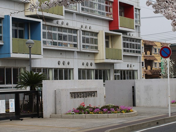 周辺環境:千葉市立花園中学校
