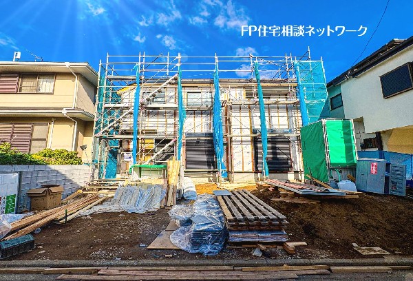 外観:現地写真1（建築中）