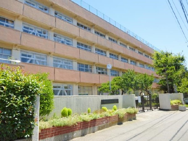 周辺環境:船橋市海神小学校