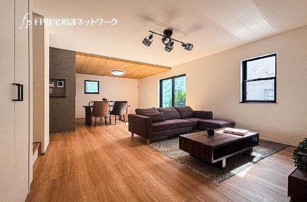 リビングダイニング