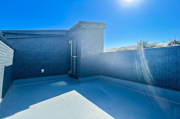 ルーフバルコニー