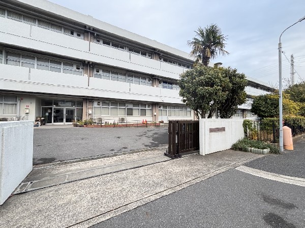 周辺環境:浦安市立入船中学校