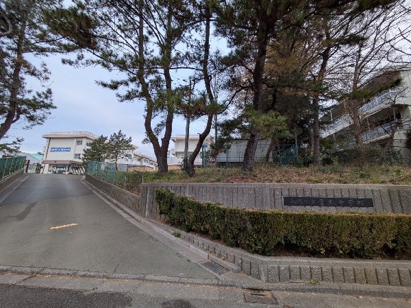 周辺環境:船橋市立宮本中学校