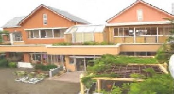 周辺環境:浦安市高洲保育園　(安心できる保育環境の中で、一人ひとりの健康を維持する園)