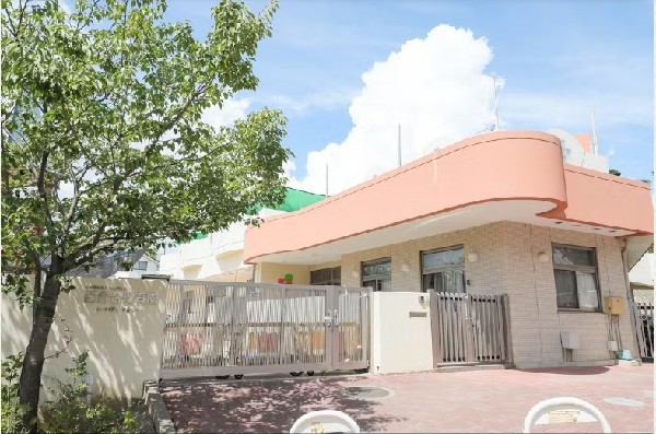 周辺環境:市川市立百合台幼稚園 (生涯にわたる学びの基礎を、温かな愛情の中で培う園)