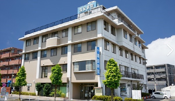 周辺環境:医療法人社団康栄会浦安病院(内科やリハビリテーション科などを備えた病院。慢性期医療や在宅支援に注力し、地域を支える。)