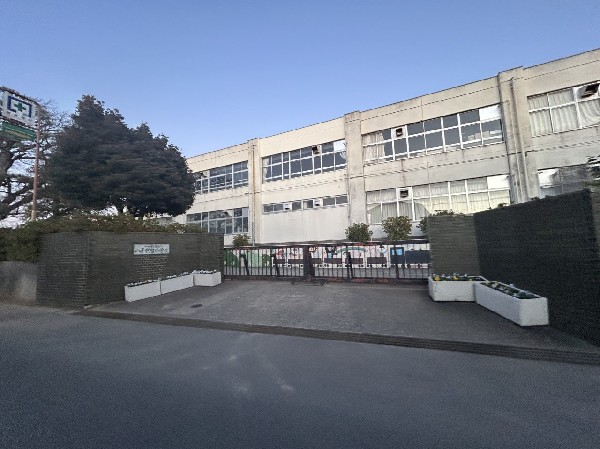 周辺環境:八千代台小学校(穏やかな時間の中で、学ぶ楽しさをゆっくりと見つけていく学校)