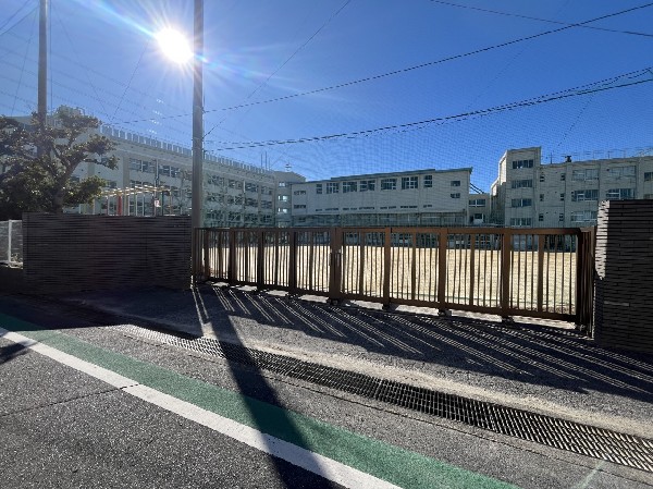 周辺環境:幸小学校(体験したことを言葉にして、豊かな心をゆっくり耕す学校)