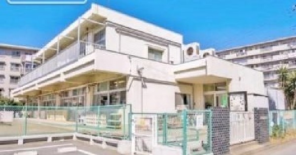 周辺環境:あやめ台第二保育所(信頼の和を広げ、子どもたちの幸せを第一に考える園)