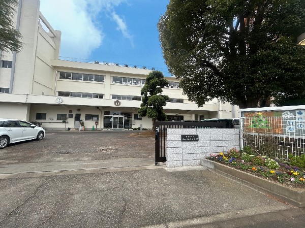 周辺環境:袖ケ浦東小学校　(小さな約束を大切にし、信頼の絆を積み重ねていく学校)