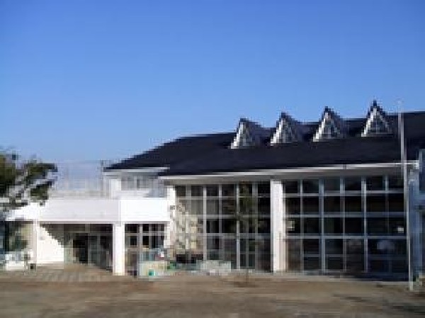周辺環境:秋津保育所(夢と希望を大切に育み、個性が豊かに花開くよう支える園)