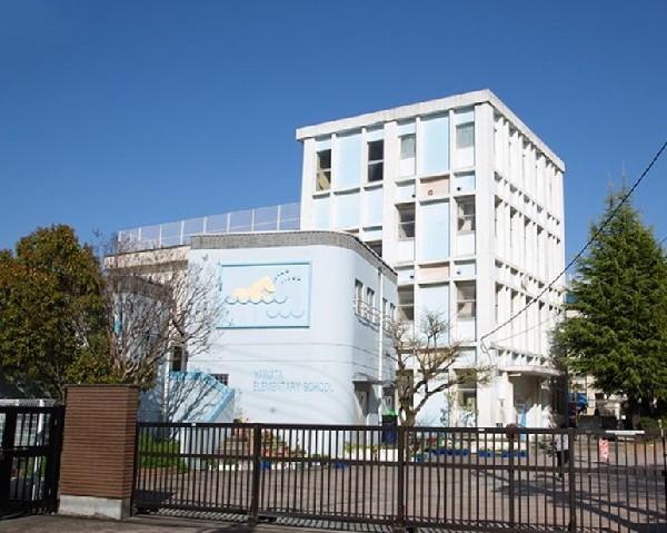 周辺環境:八幡小学校